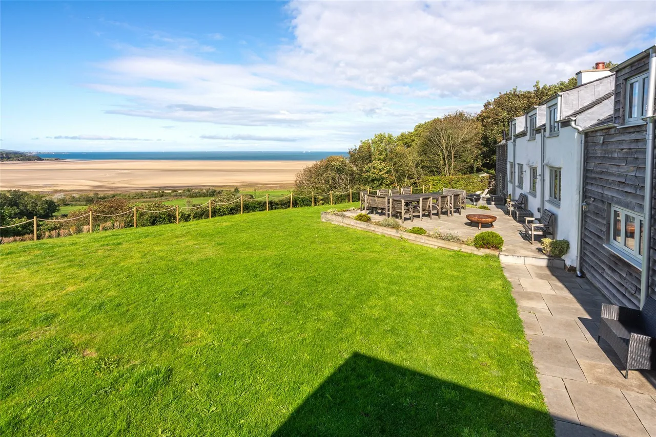 Red Wharf Bay, Pentraeth, photo 32