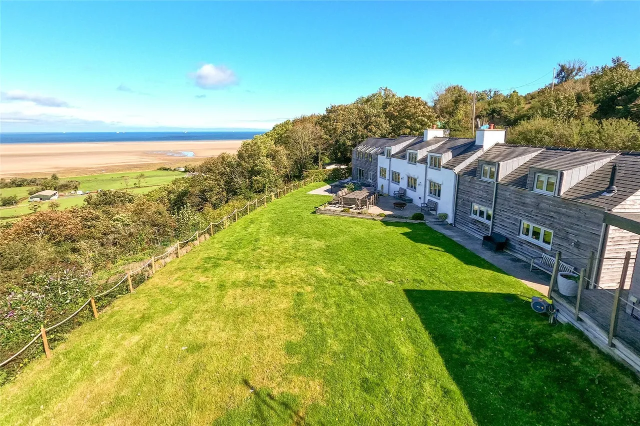 Red Wharf Bay, Pentraeth, photo 7
