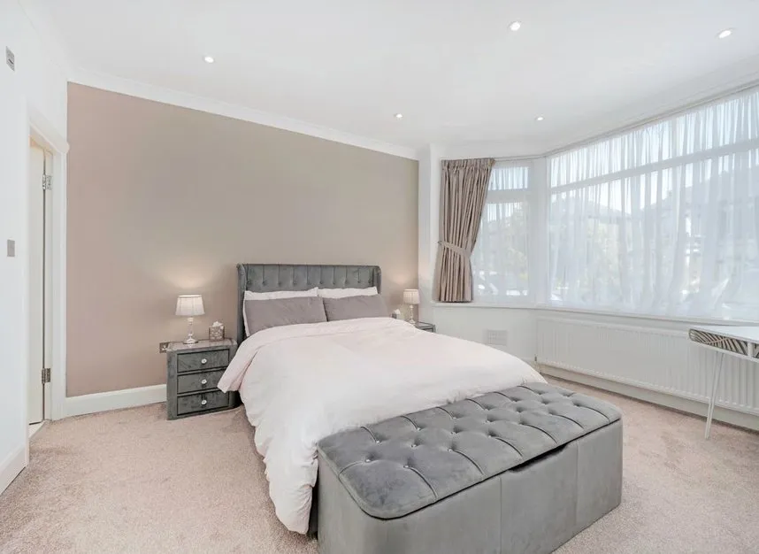 Station Road, Hendon, NW4, photo 9