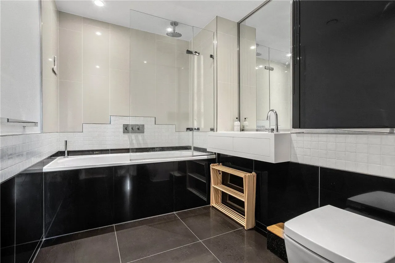 City Road, London, EC1V, photo 7