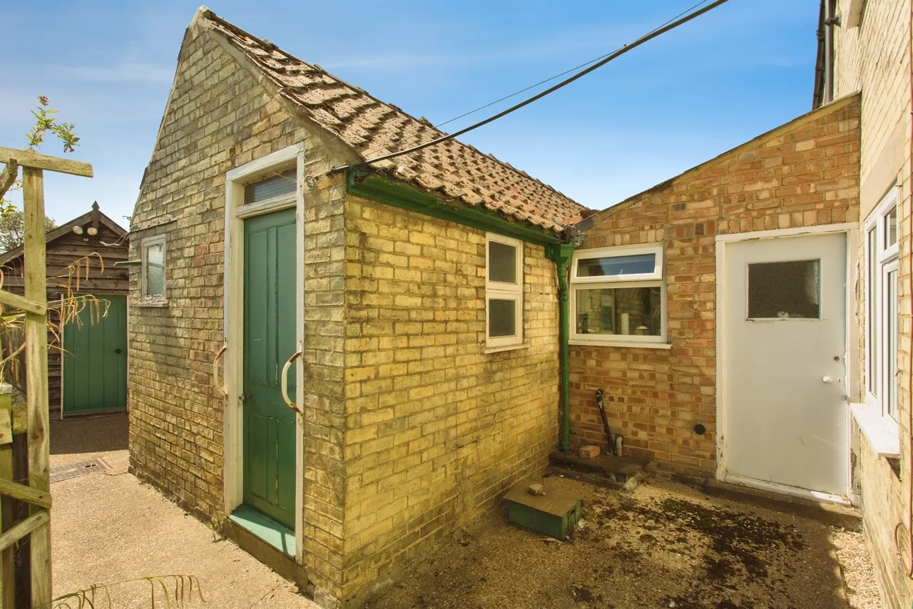 Pages Close, Histon, CB24, photo 16