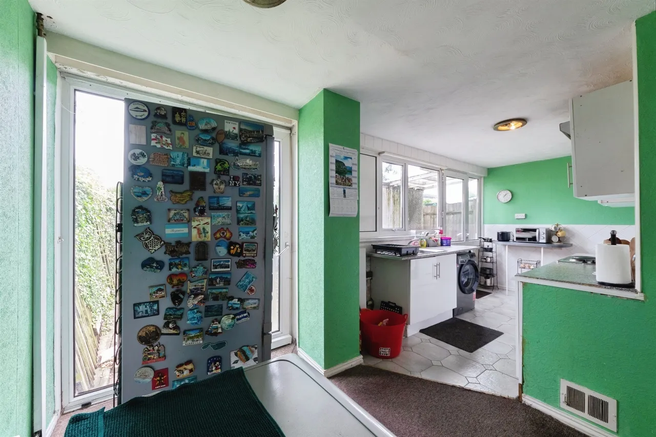 Walsgrave Drive, Solihull, photo 11
