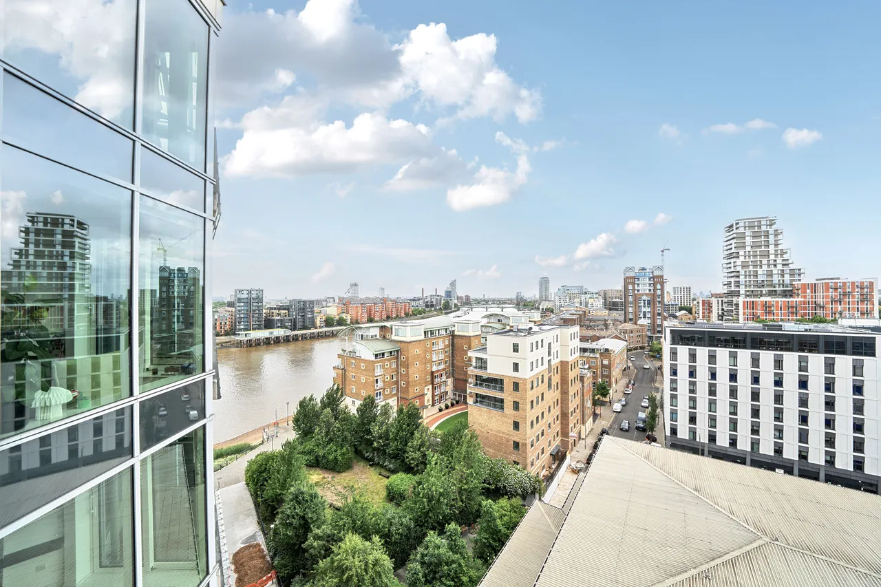 43 Ensign House, Battersea Reach, Juniper Drive, London, photo 4