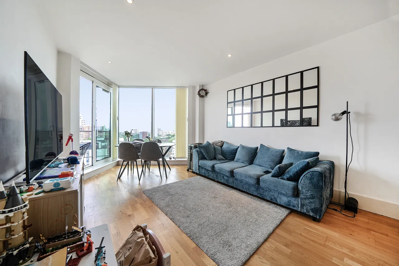 43 Ensign House, Battersea Reach, Juniper Drive, London, photo 9