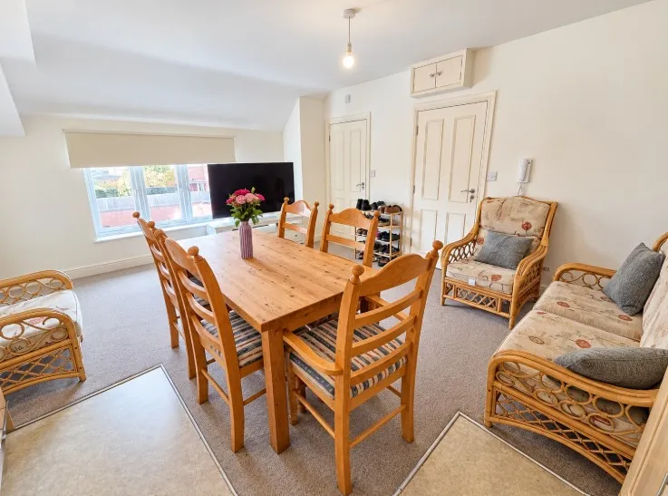 Peregrine Close, Hereford, HR2, photo 2