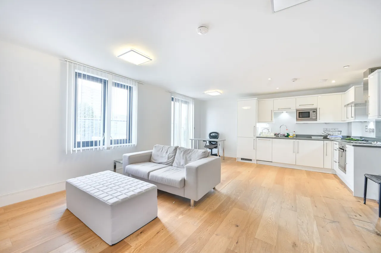 Flat 63, Argo House, 180 Kilburn Park Road, London, photo 5