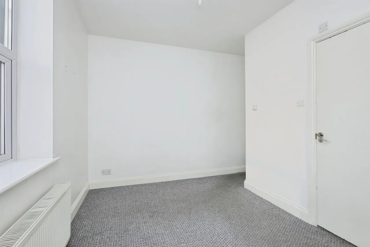 Longstone Road, Eastbourne, photo 8
