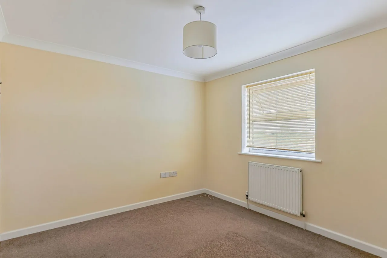 Ringwood Road, Parkstone, photo 3