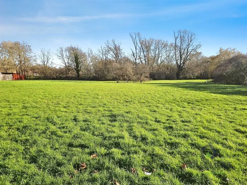Whernside Close, London, SE28, photo 6