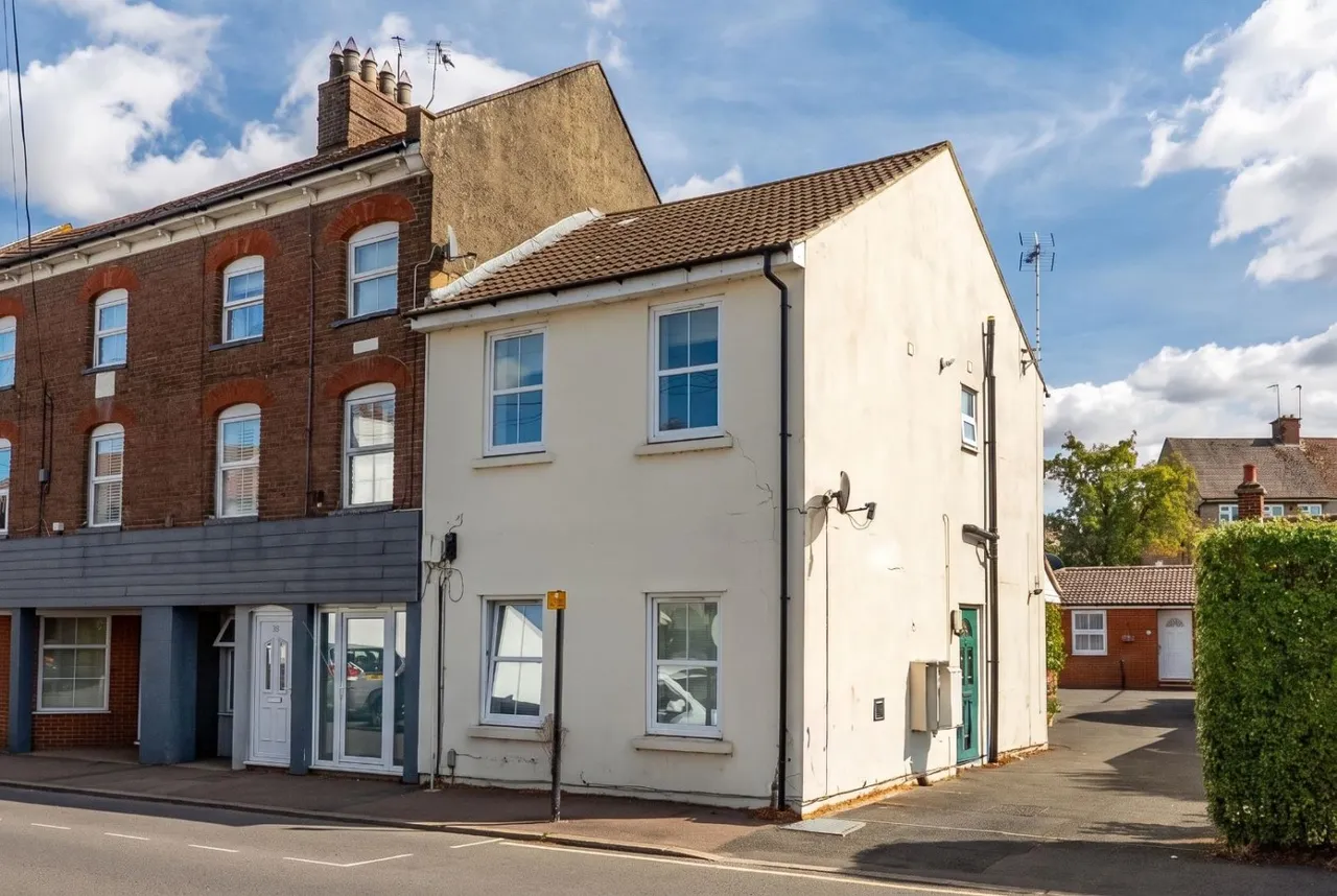 2 bed flat for sale, Church Street, Leighton Buzzard, LU7