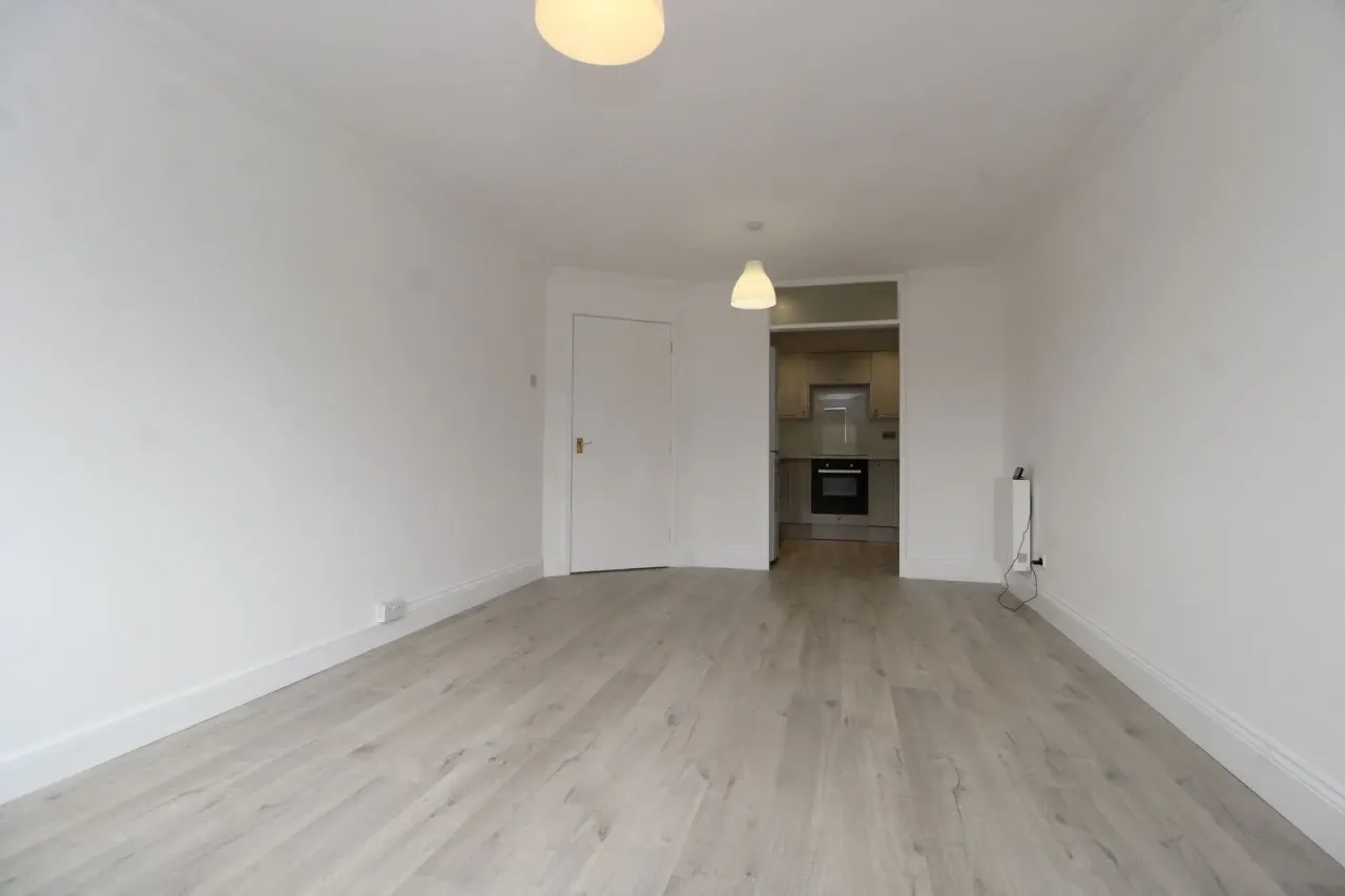 High Street, Baldock, SG7, photo 5