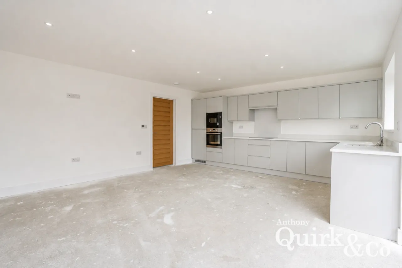 Tudor Road, Canvey Island, SS8, photo 3