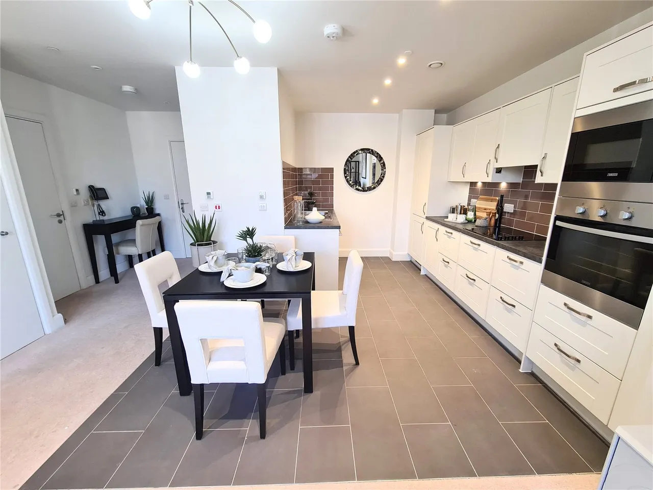 Brighton Road, Purley, CR8, photo 10