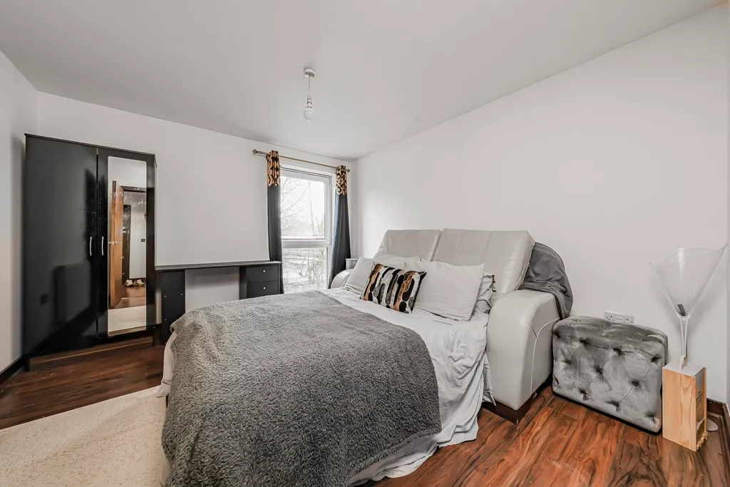 Kings Mill Way, Denham, UB9, photo 14