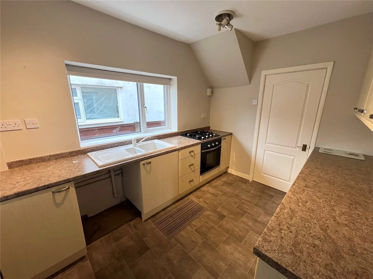 Shallcross Avenue, Whaley Bridge, High Peak, Derbyshire, SK23, photo 9