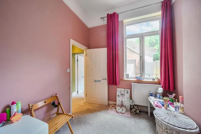 Dollis Park, London, N3, photo 17