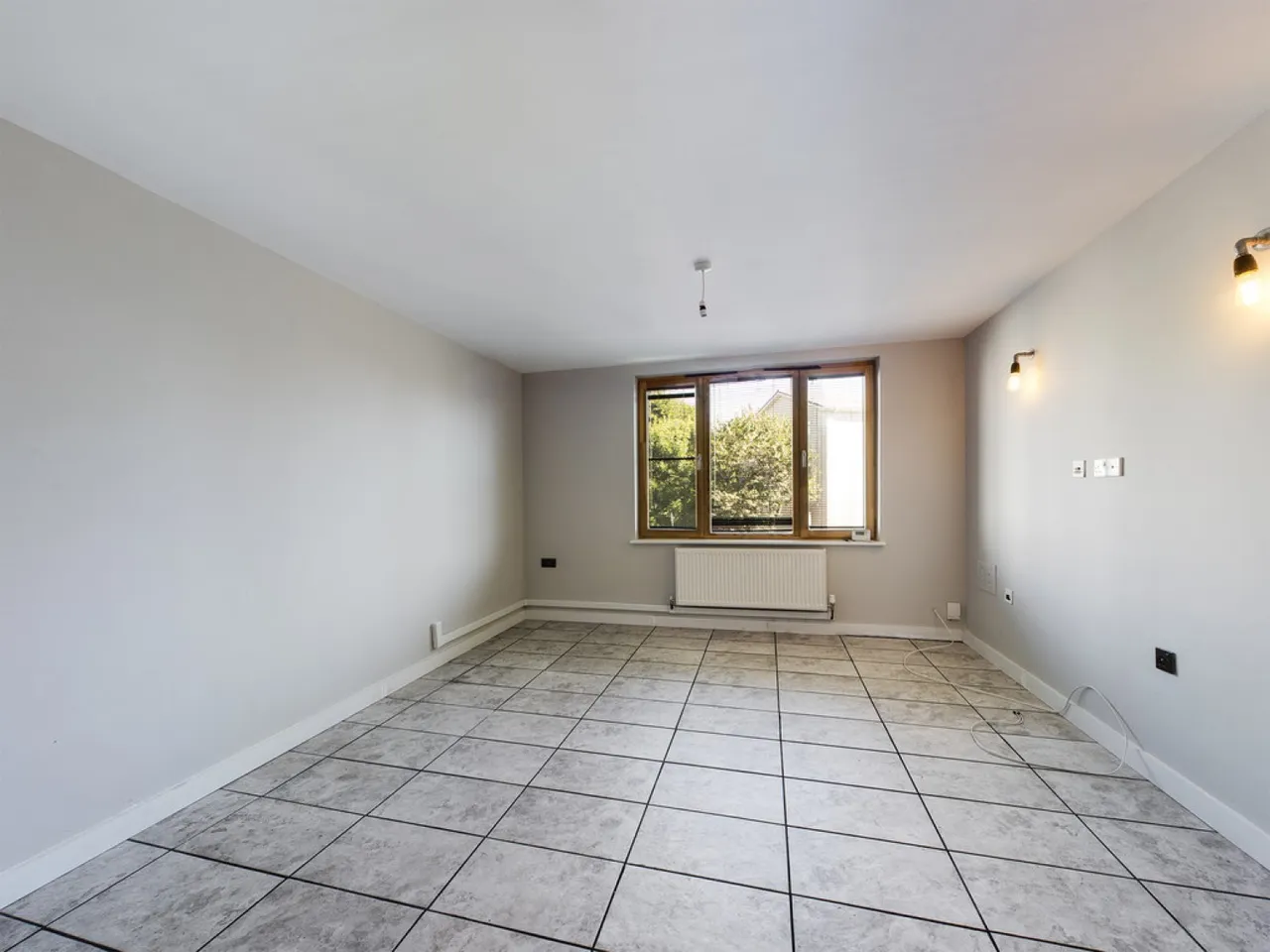 Pembroke Lane, Plymouth, PL1, photo 9