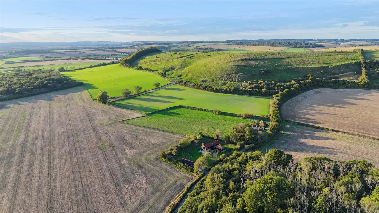 Bluehouse Lane, Saltwood, CT21, photo 2