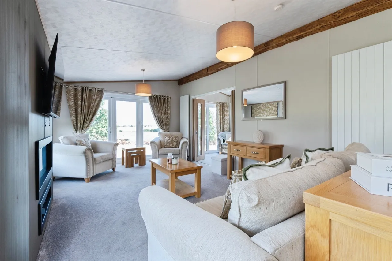Lyndhurst Road, Landford, SP5, photo 14