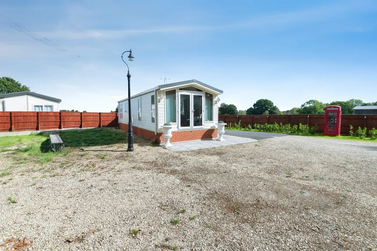 Lyndhurst Road, Landford, SP5, photo 20