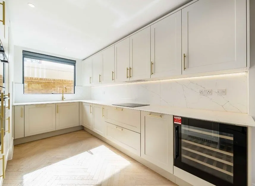 Bryanston Close, Norwood Green, UB2, photo 3