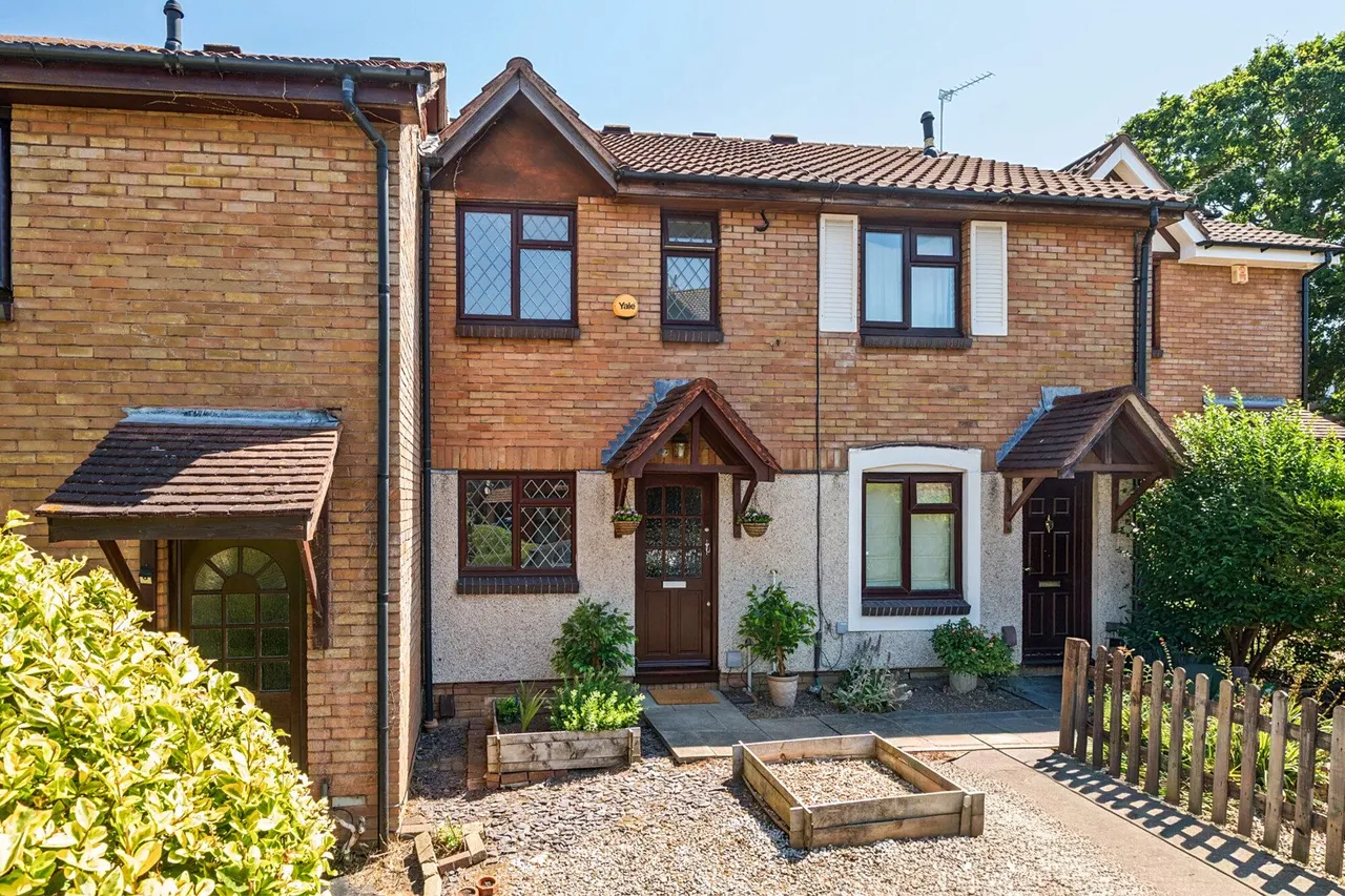 Gables Close, SE12, photo 18
