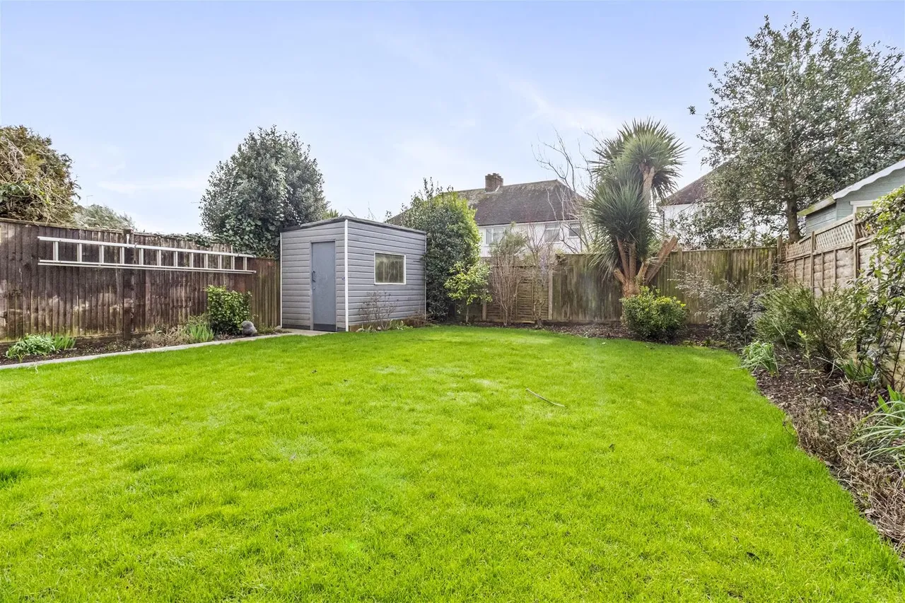 Robson Road, Goring-By-Sea, Worthing, photo 13