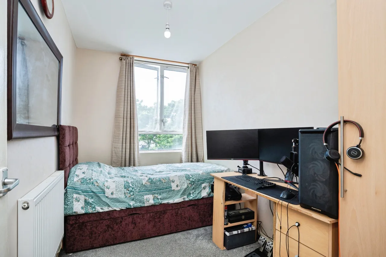 Old Church Road, London, E1, photo 18
