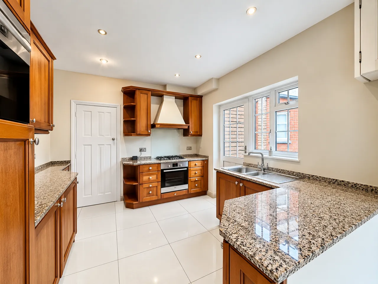 Fairview Way, Edgware, HA8, photo 8