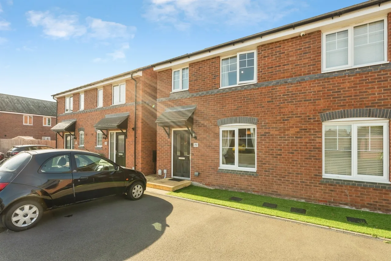 3 bed house for sale, Cortland Way, Stourport-On-Severn, DY13