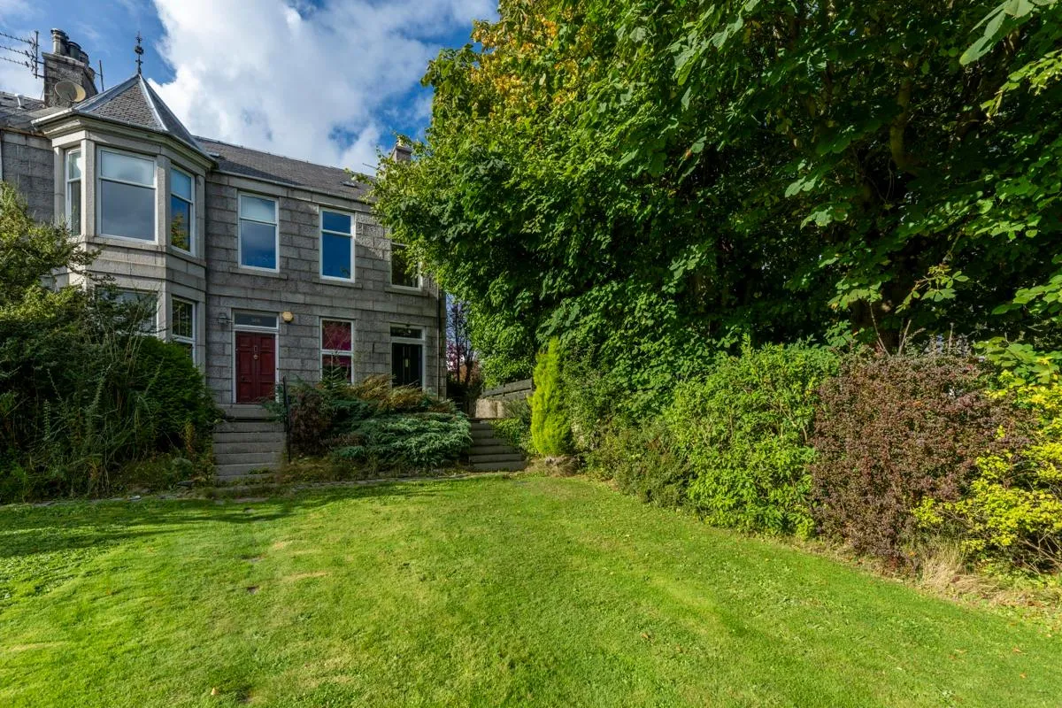 North Deeside Road, Cults, AB15, photo 44