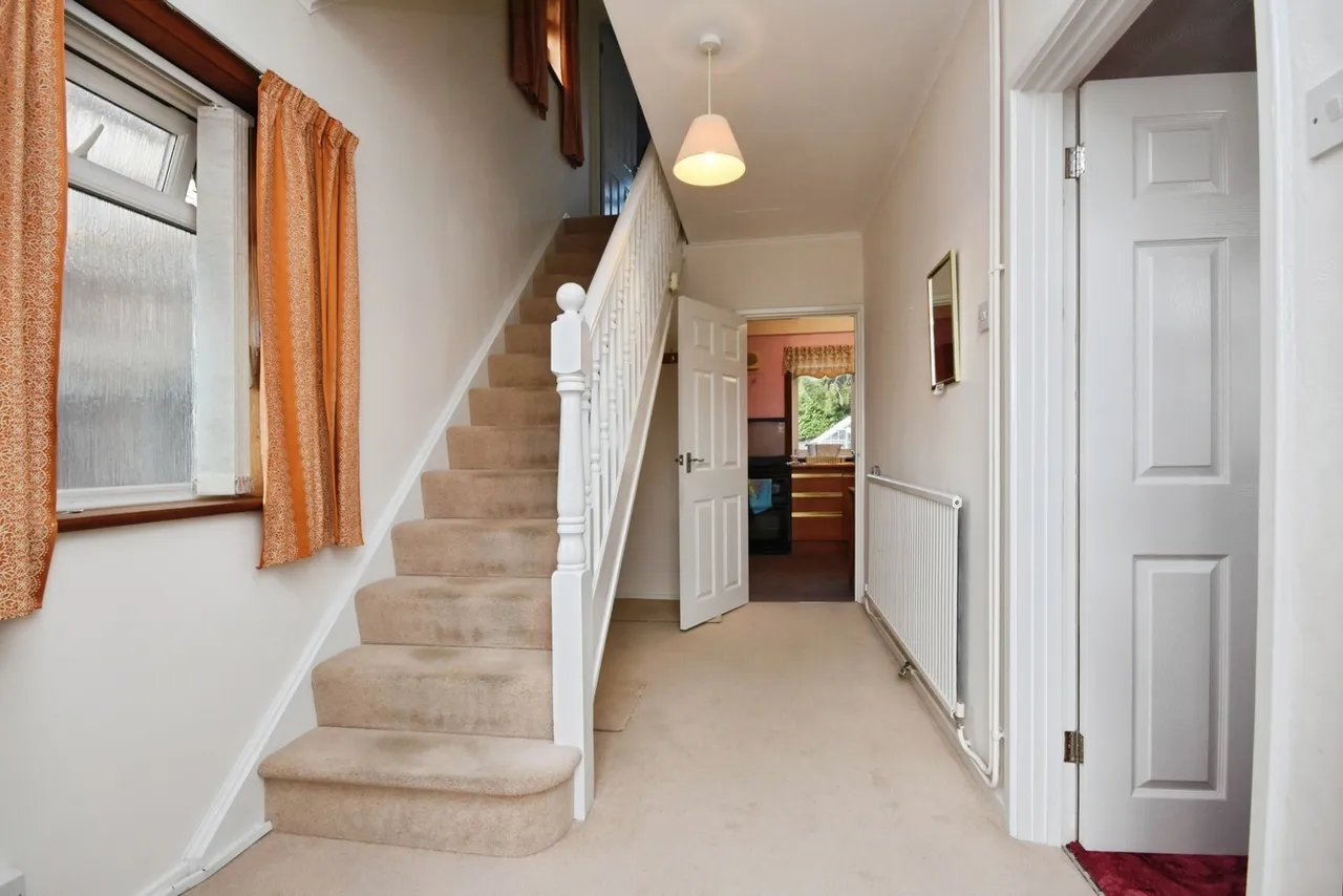 Danes Way, Pilgrims Hatch, Brentwood, Essex, CM15, photo 7