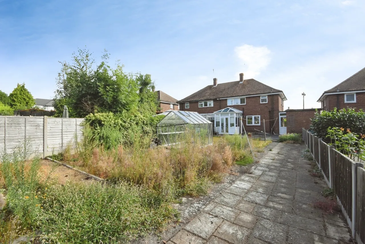 Danes Way, Pilgrims Hatch, Brentwood, Essex, CM15, photo 10