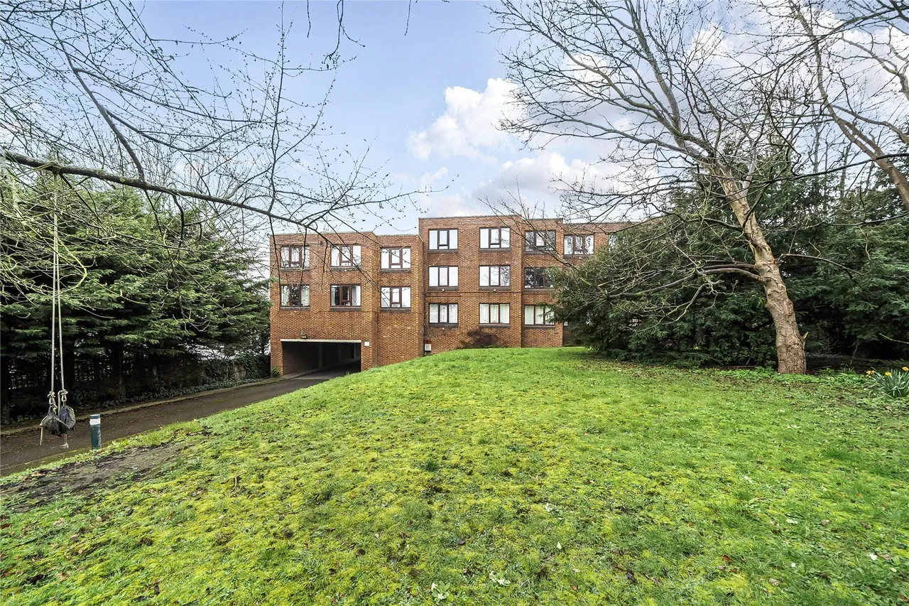 Foxgrove Road, Beckenham, BR3, photo 12