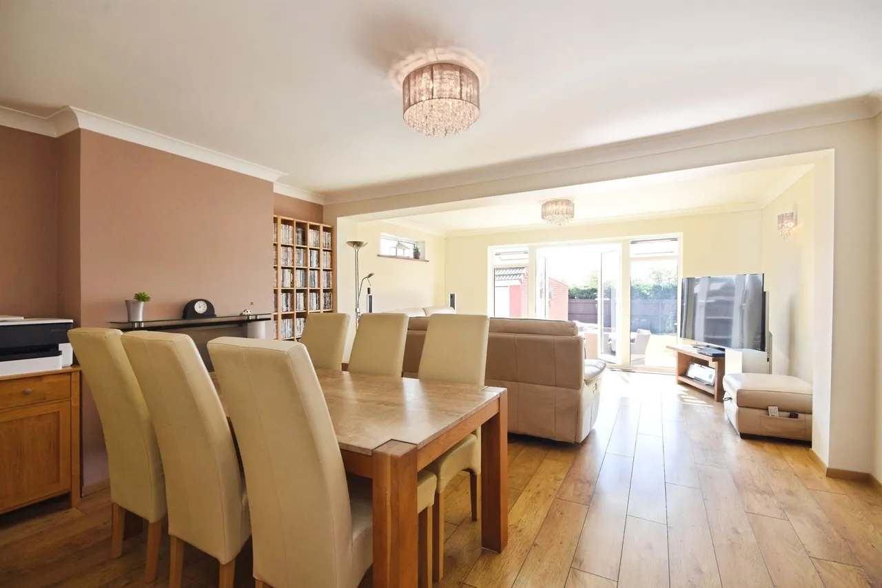 Church Street, BILLERICAY, photo 5