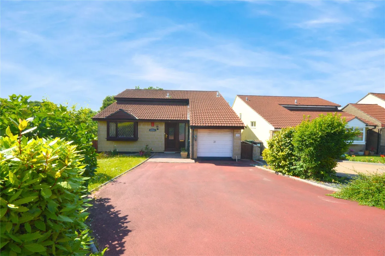 4 bed property for sale — Abney Crescent, Plymouth, Devon, PL6