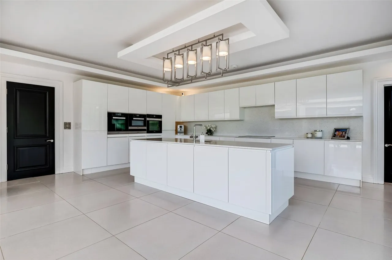 Selworthy Road, Birkdale, PR8, photo 5