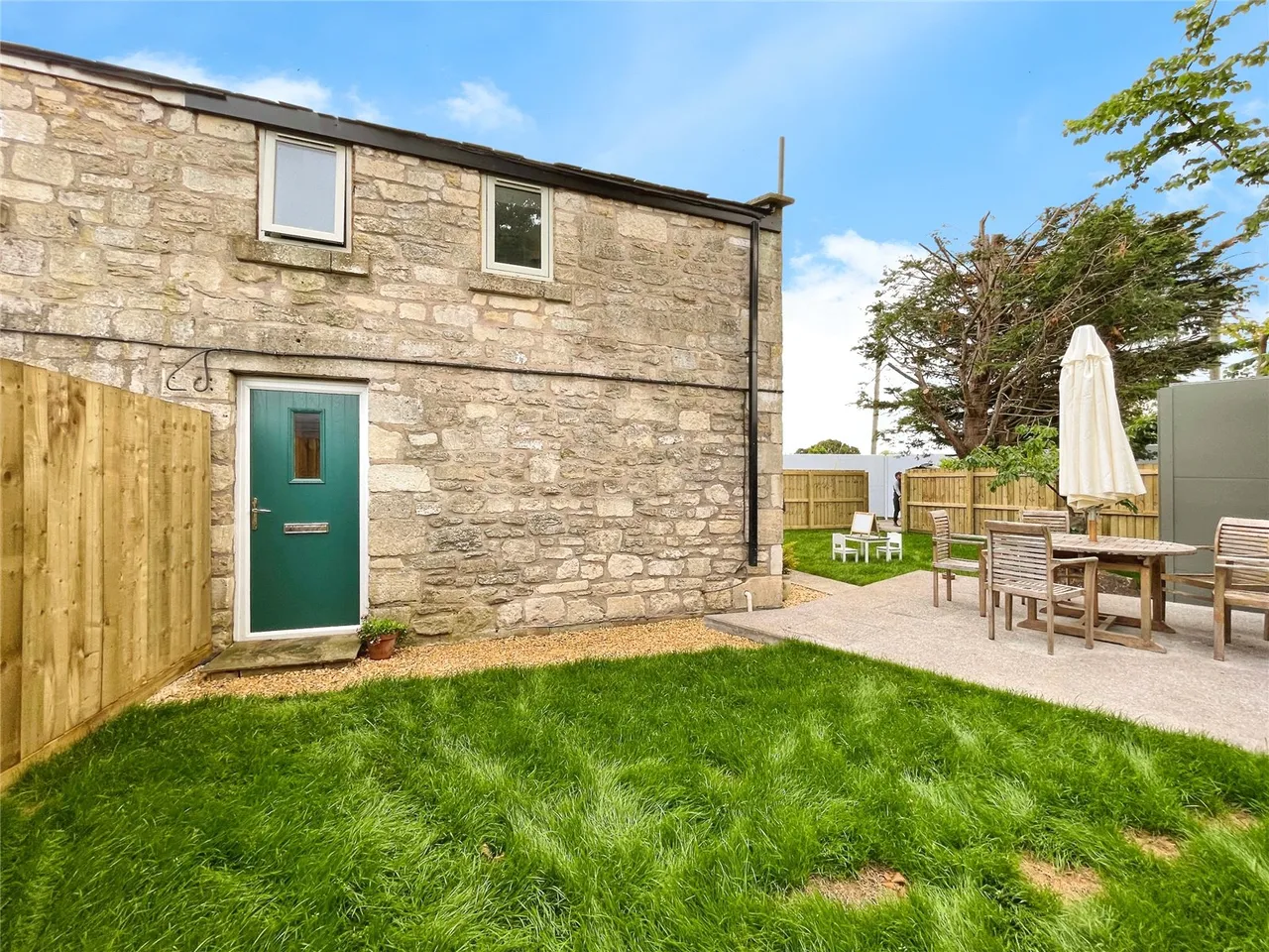 2 bed house to rent, Holt, Wiltshire