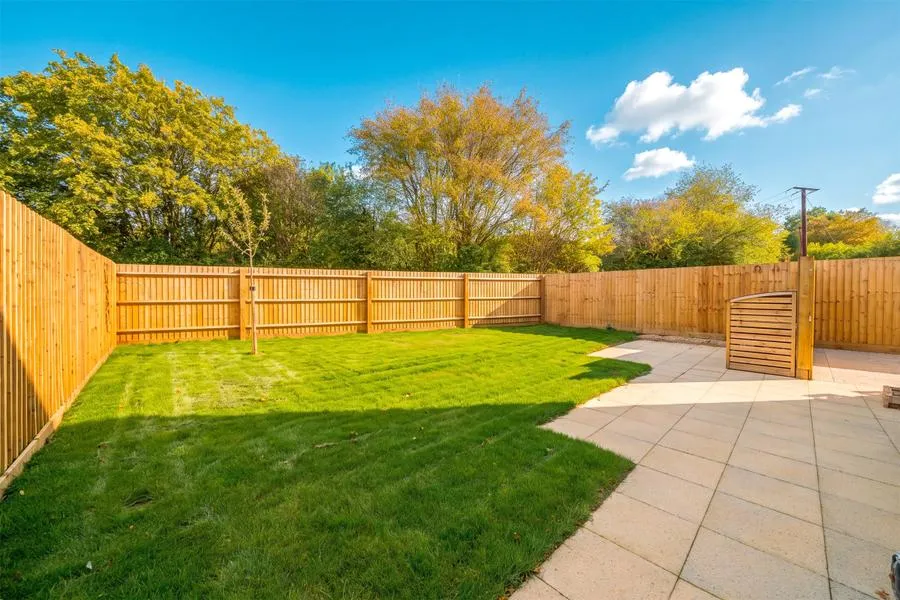 Greenhill Road, BS25, photo 3