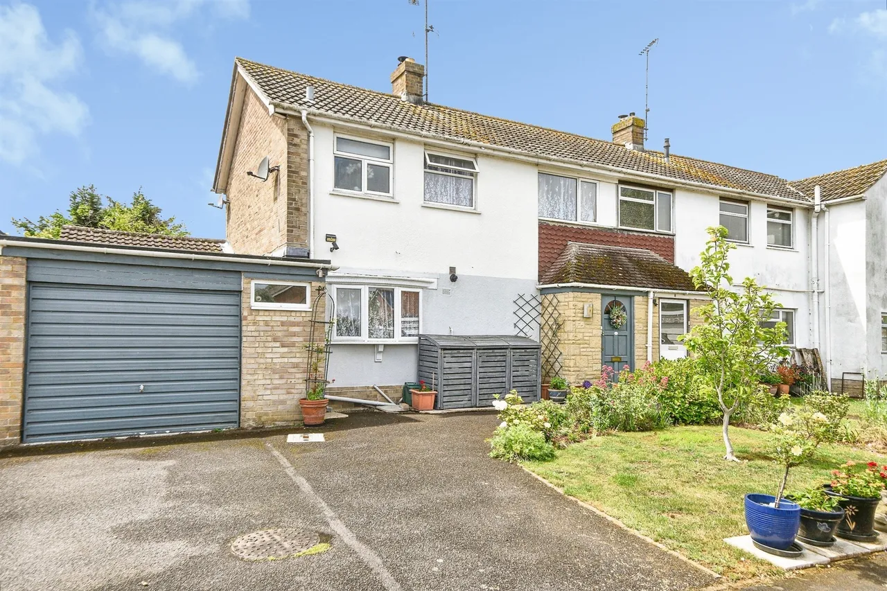Cowleaze Close, Shrivenham, Swindon, photo 2