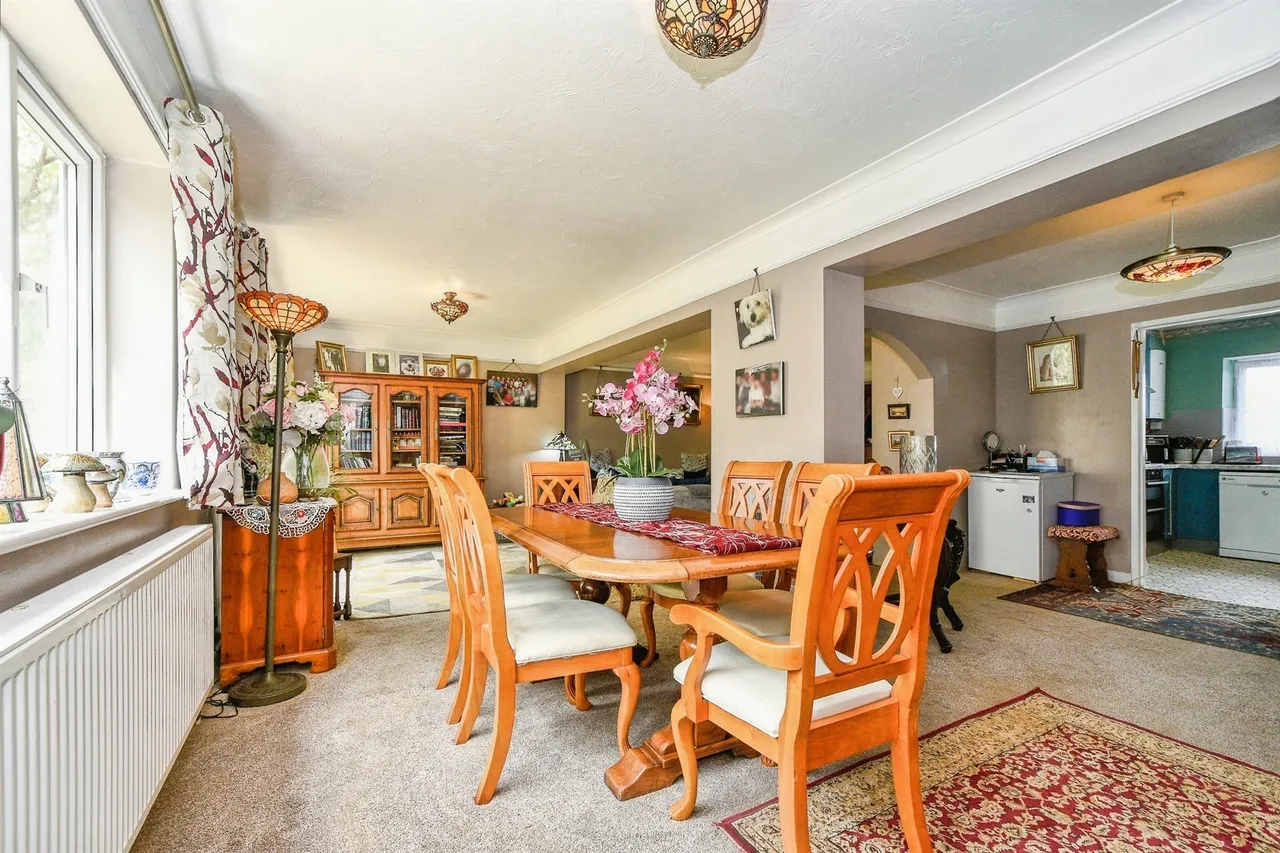 Cowleaze Close, Shrivenham, Swindon, photo 5