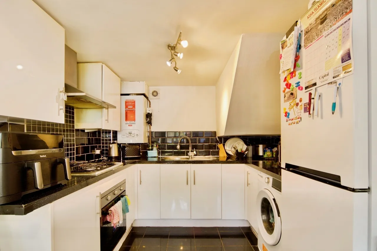 Clarence Road, Manor Park, London, E12, photo 9