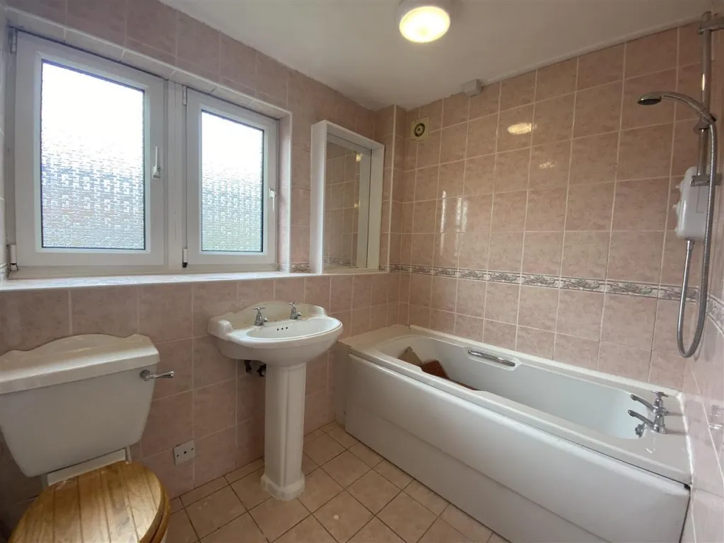 Hoyle Court Avenue, BD17, photo 4