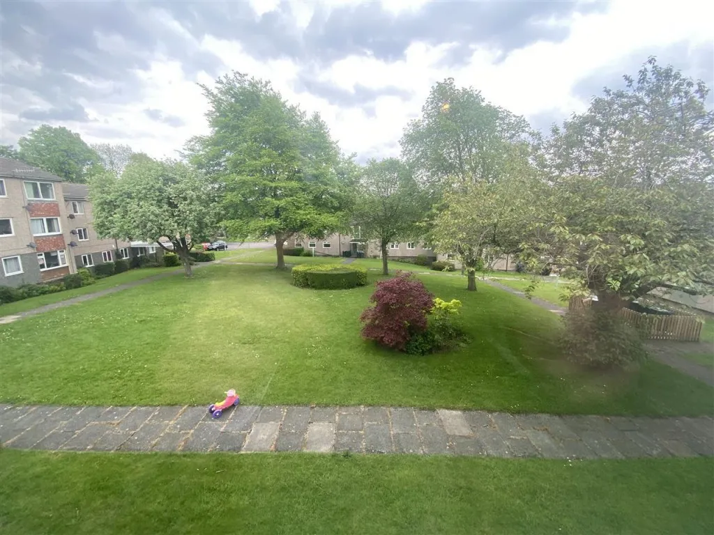 Hoyle Court Avenue, BD17, photo 7