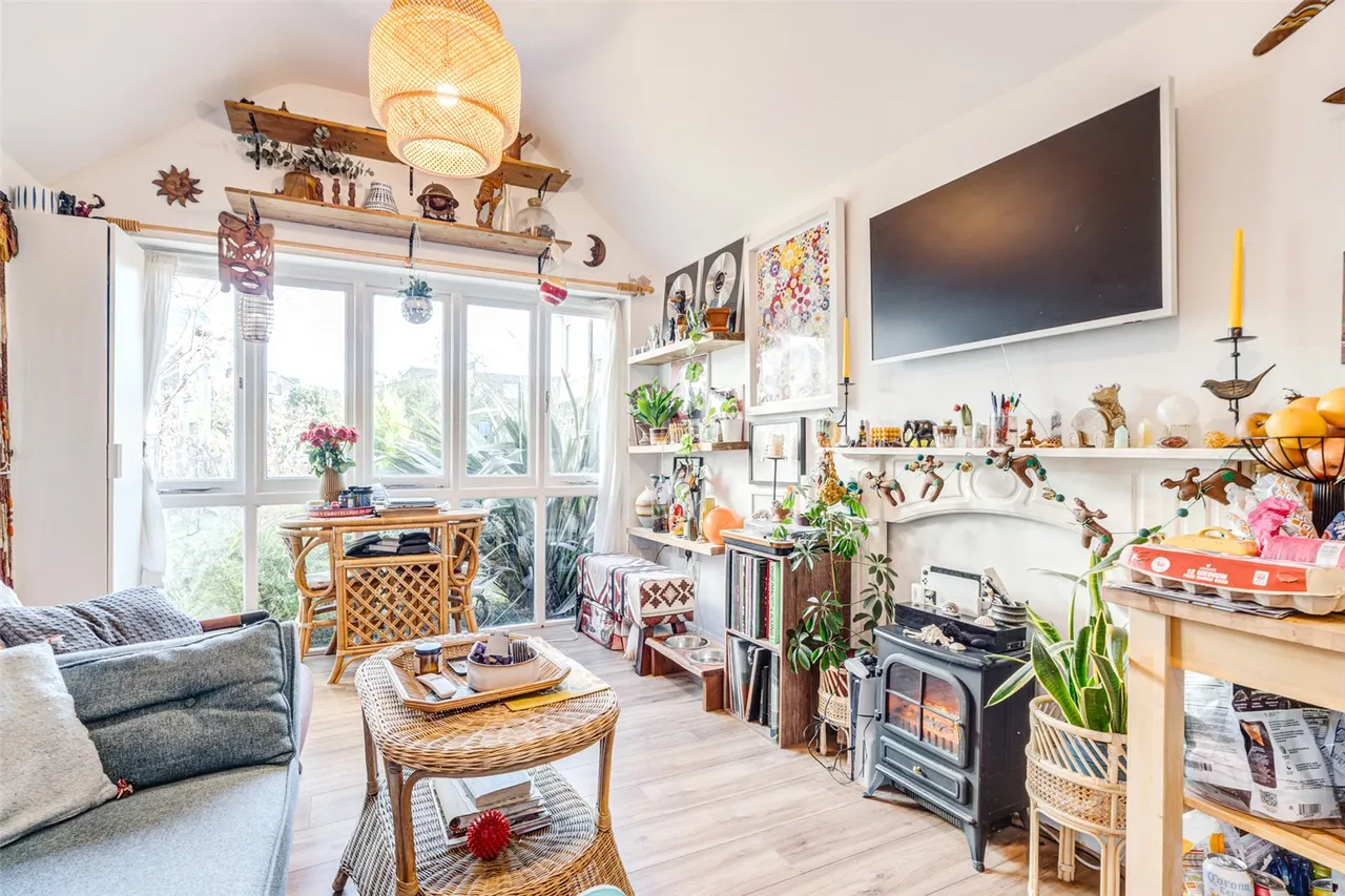 Tennyson Road, Worthing, BN11, photo 3