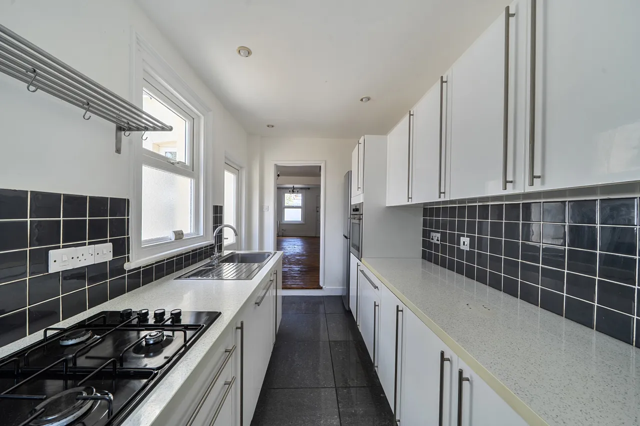 Church Lane, Mill End, WD3, photo 4