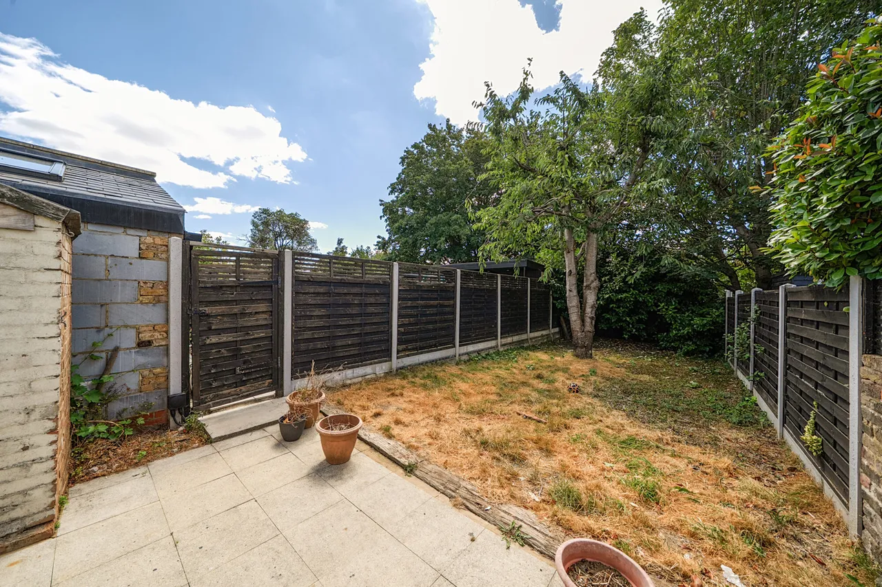 Church Lane, Mill End, WD3, photo 14