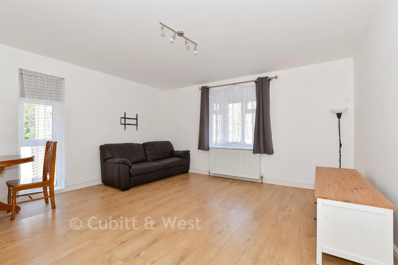 Ambleside Gardens, Sutton, SM2, photo 3