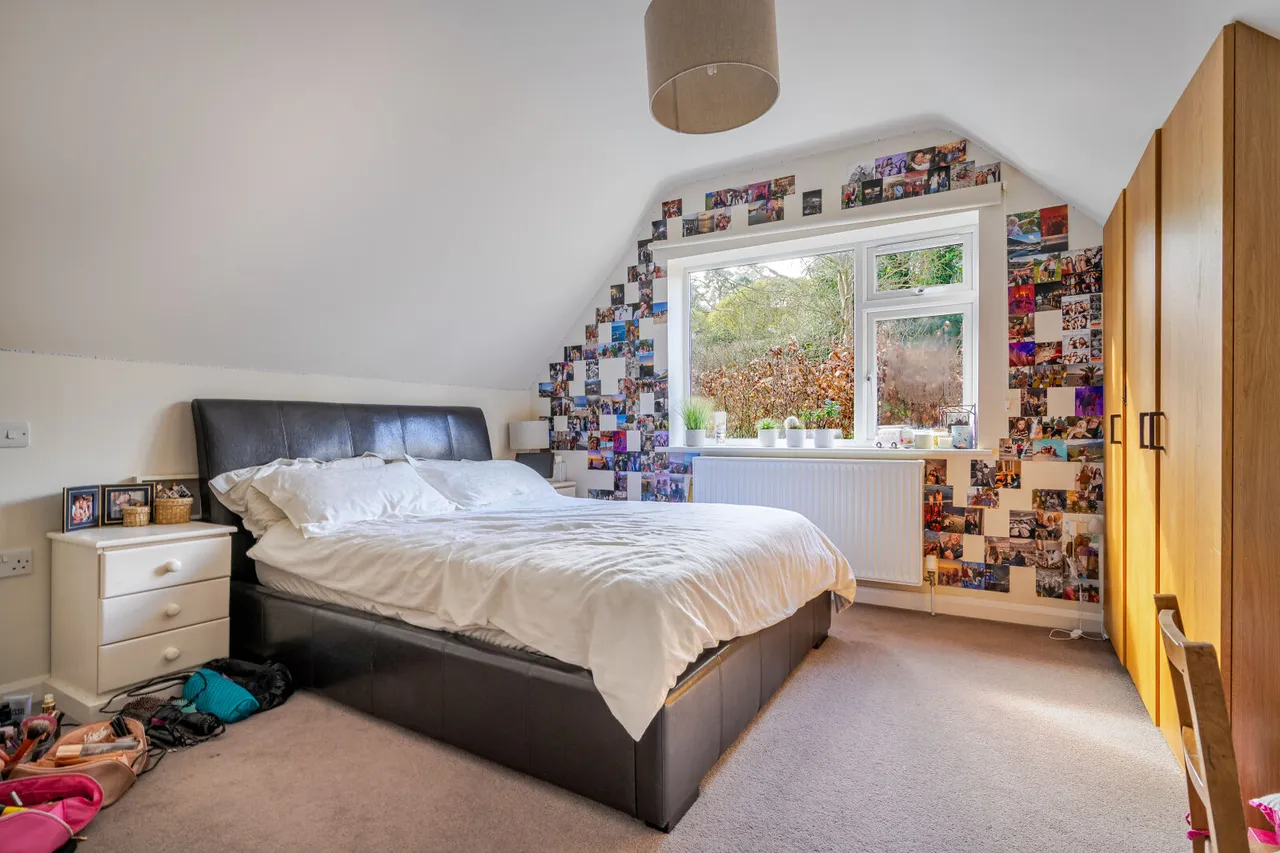 Haw Lane, High Wycombe, HP14, photo 22