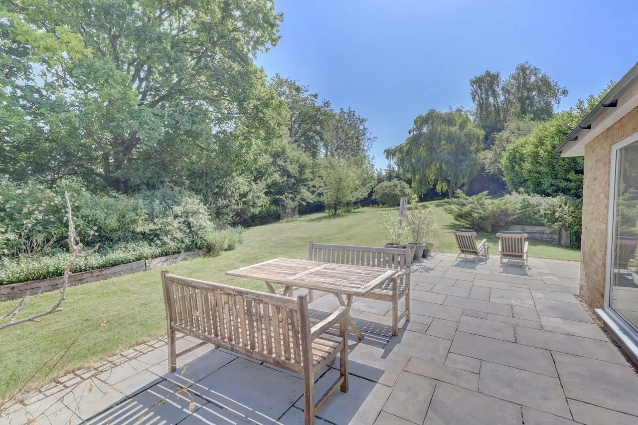 Haw Lane, High Wycombe, HP14, photo 11